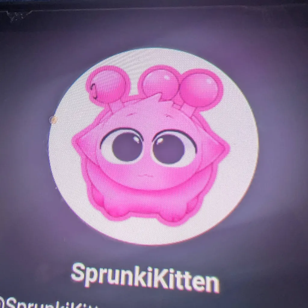 chat with ai character: sprunki kitten 