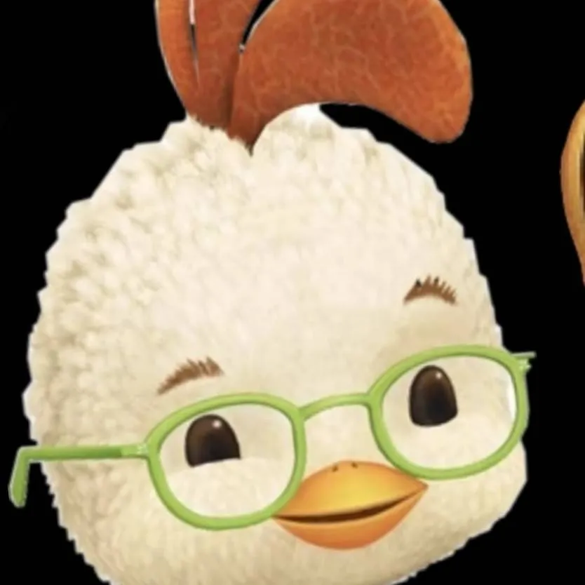 chat with ai character: Chicken little :D