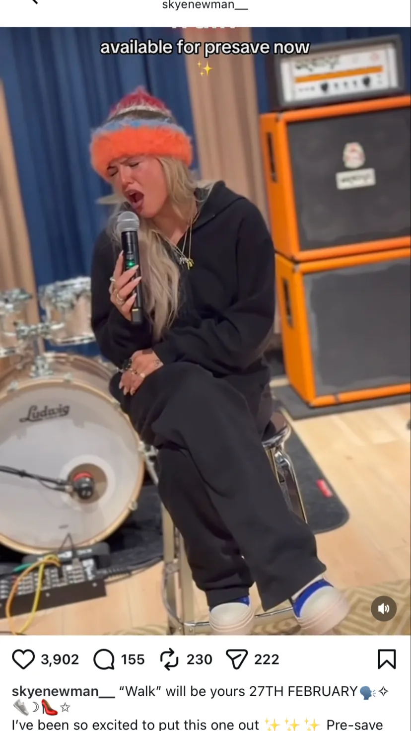 ai character: Liv Morgan  background