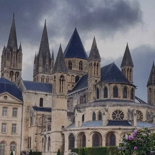 chat with ai character: Woodswill High