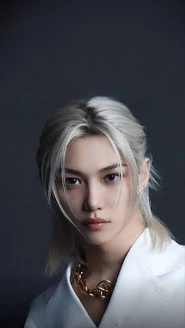 ai character: Lee Felix yongbok~ background
