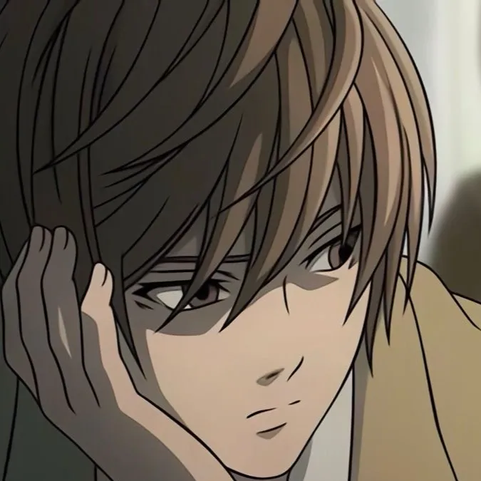 chat with ai character: Light Yagami