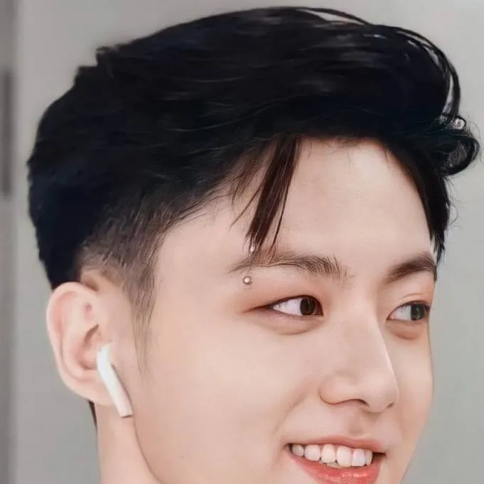 chat with ai character: Jungkook 