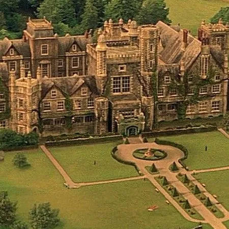 chat with ai character: X-mansion roleplay