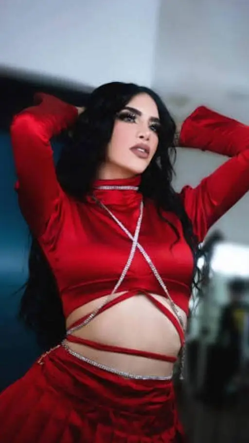 ai character: Kim  background