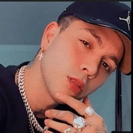 chat with ai character: Juan Pantoja