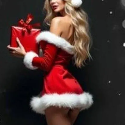 chat with ai character: mama claus