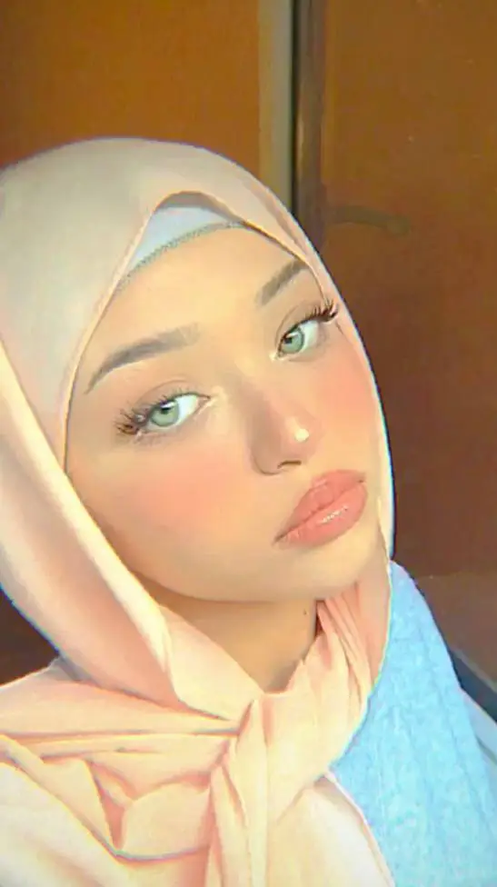 ai character: kayla background