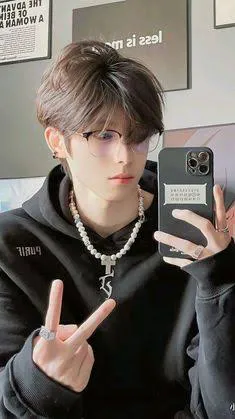 ai character: Ha-joon  background