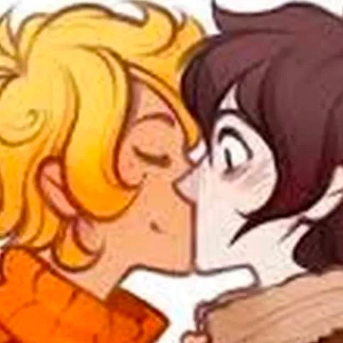 chat with ai character: ☀️SOLANGELO💀
