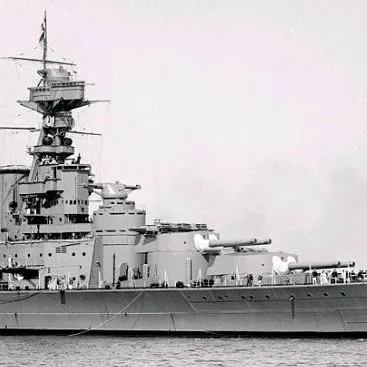 chat with ai character: Hms Hood