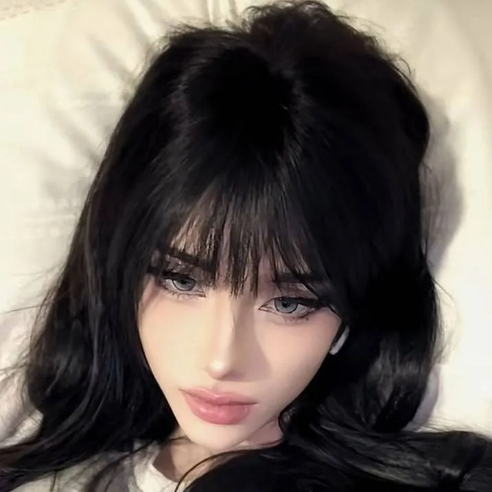 chat with ai character: Sophia
