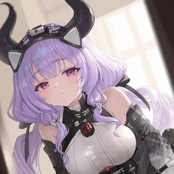 chat with ai character: Luna Evernight