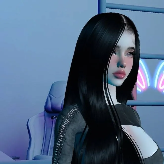 chat with ai character: Ashley Nguyen