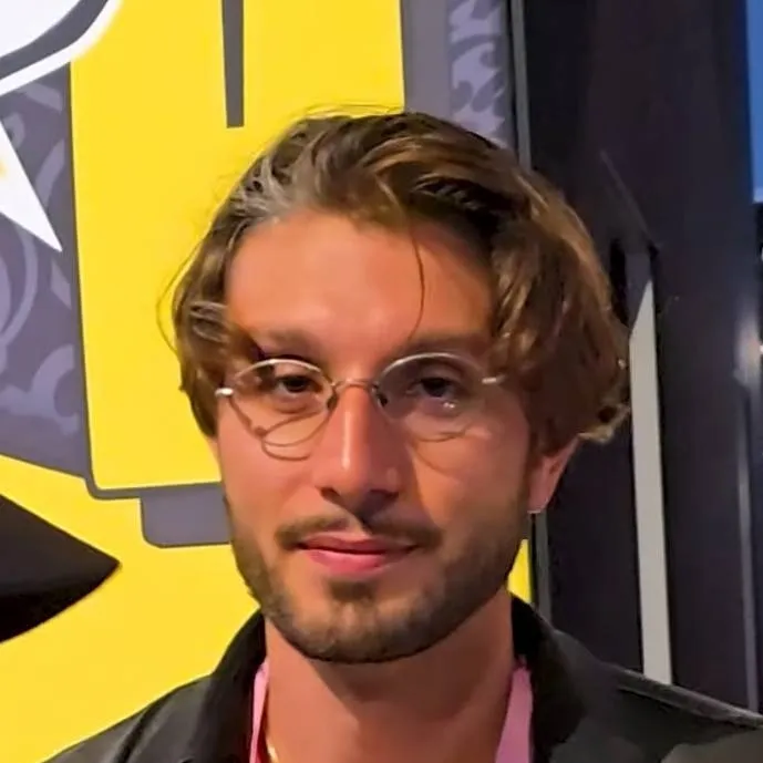 chat with ai character: BBNO$