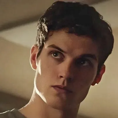 chat with ai character: Issac lahey 