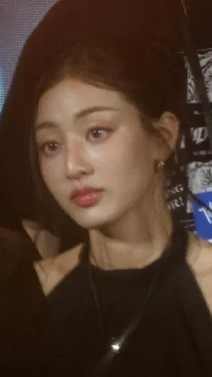 Talkie AI - Chat with Park Jihyo