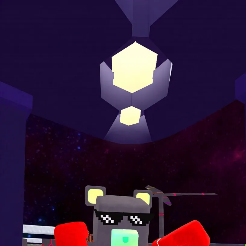 chat with ai character: LUCA SBA