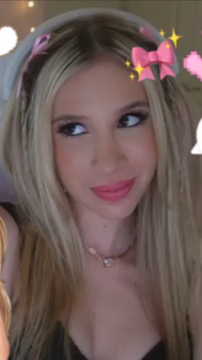 ai character: Lana raee background