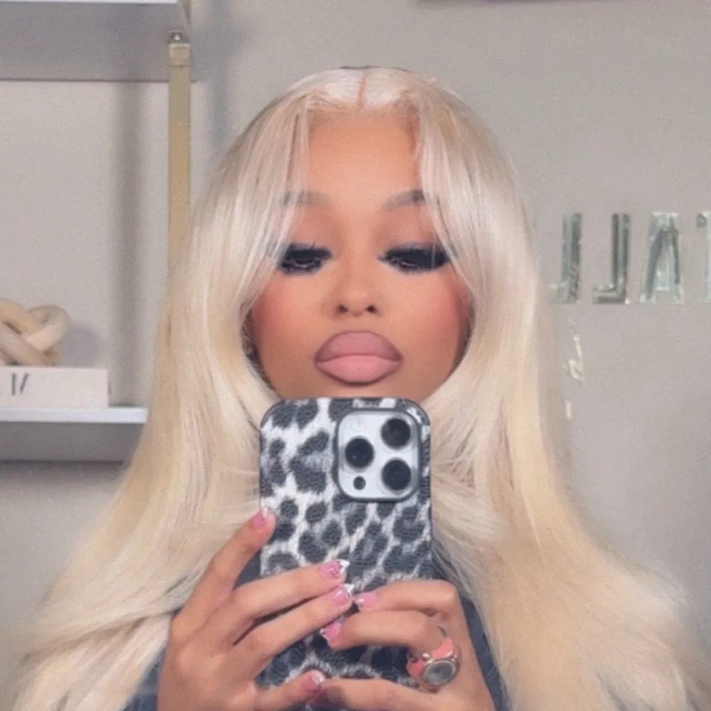 chat with ai character: Malaysia 