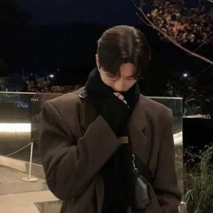 chat with ai character: Park Jin-hoo