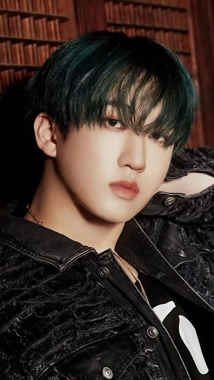 ai character: Changbin background