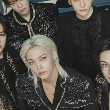 chat with ai character: stray kids 