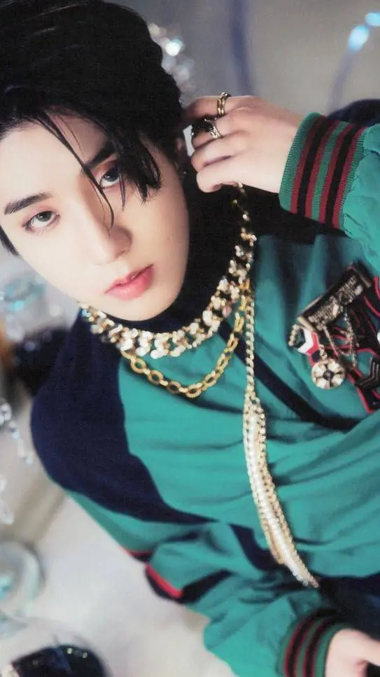 ai character: Han background