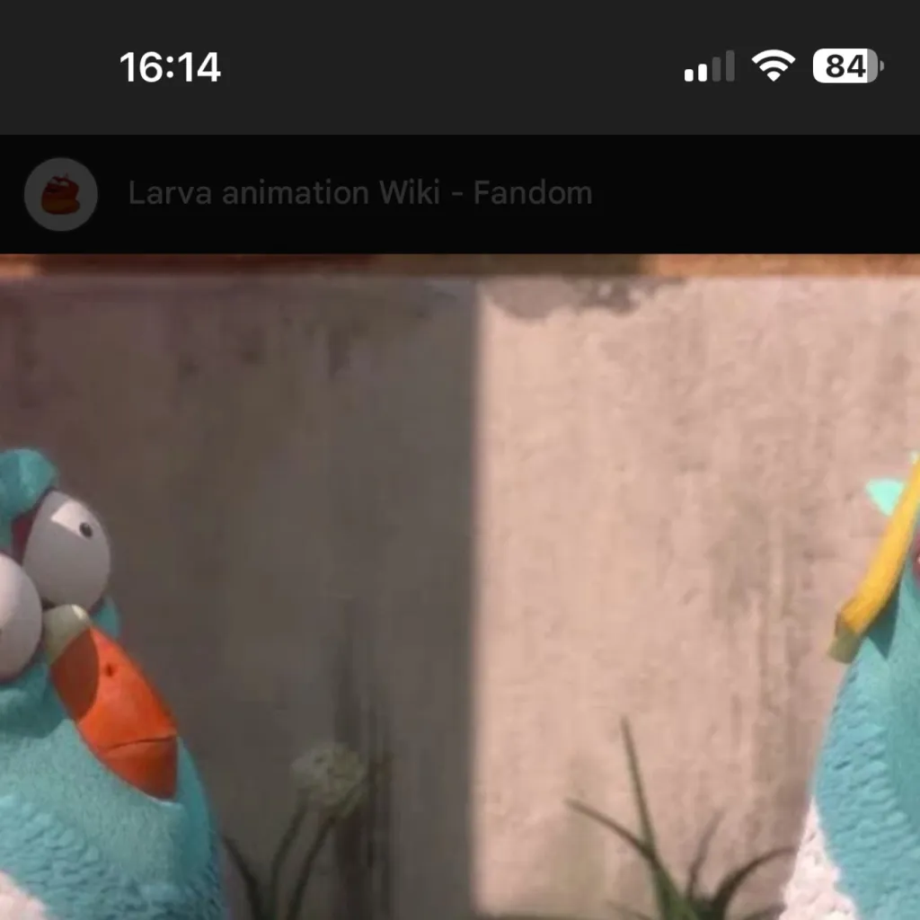 chat with ai character: Twin pigeons