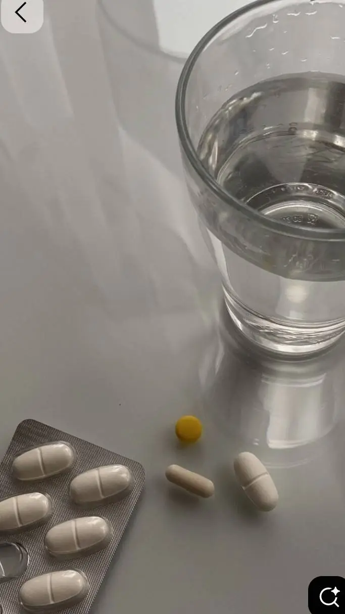 ai character: TalkieO2XgZo background