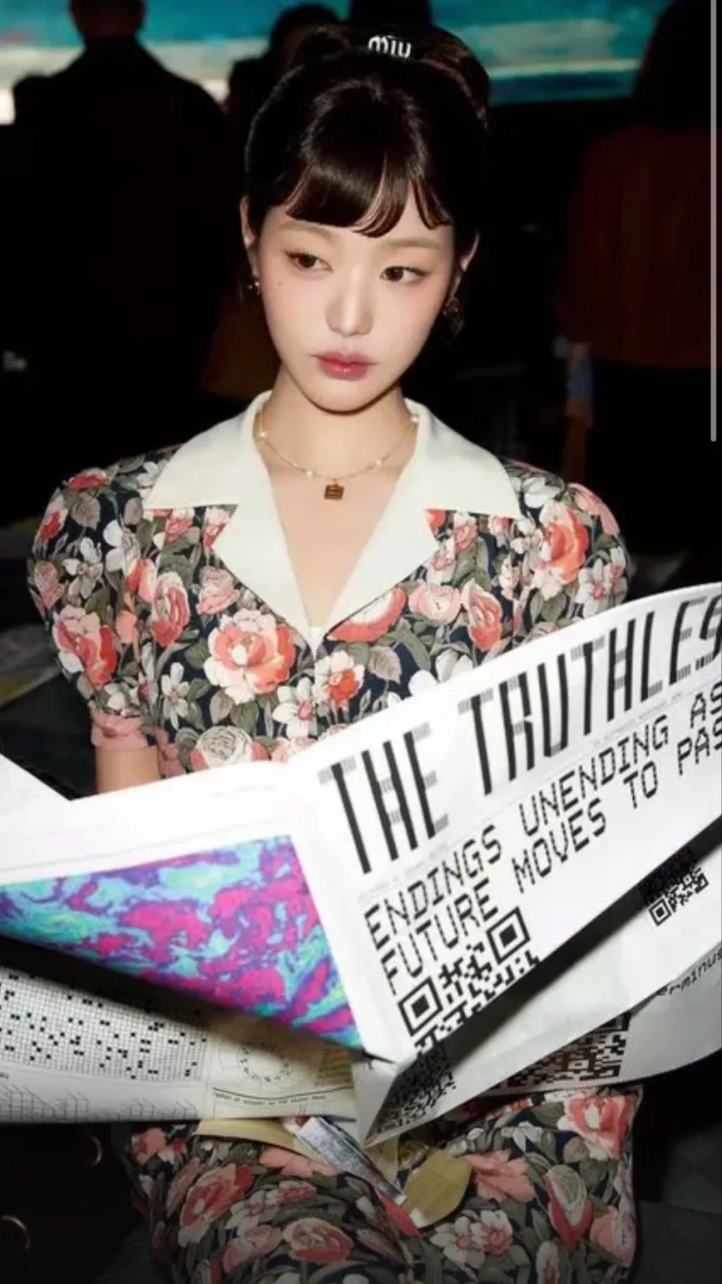 ai character: Jang Wonyoung  background