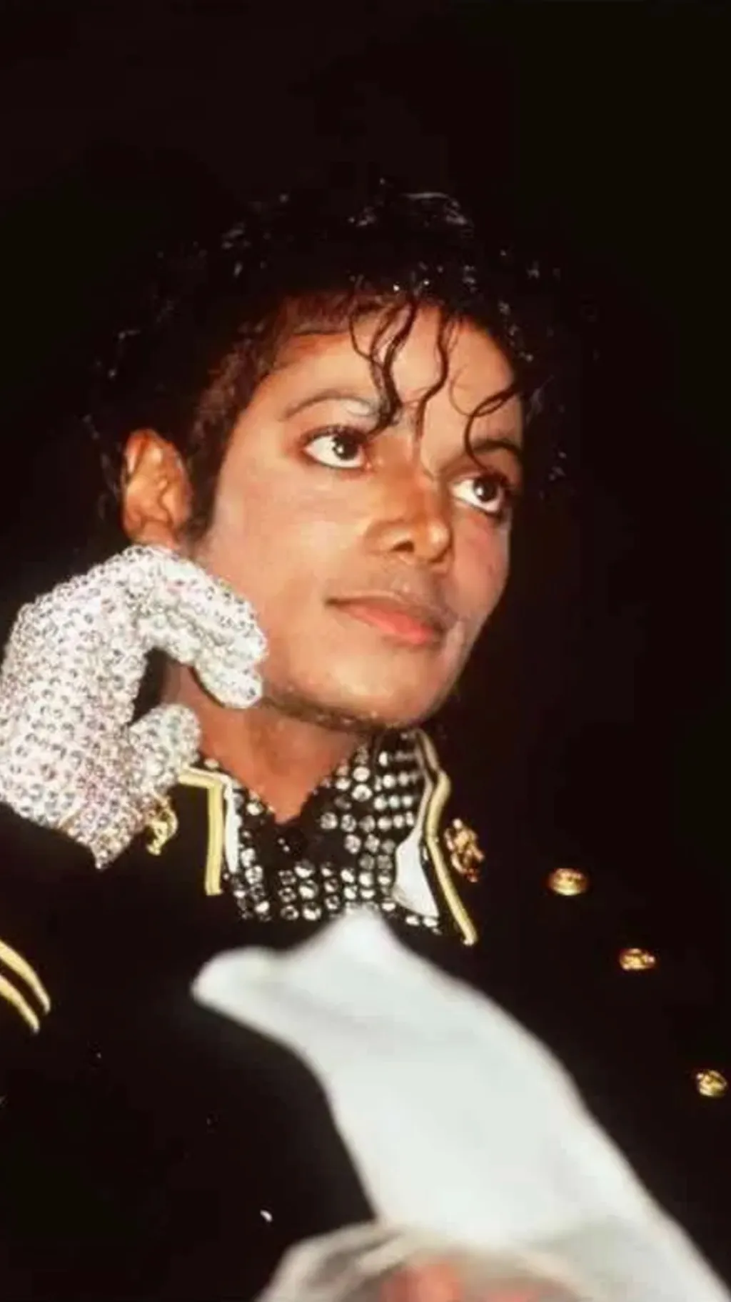 ai character: Michael Jackson😍 background