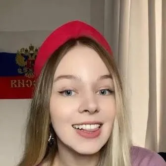 chat with ai character: La Zarina de Rusia