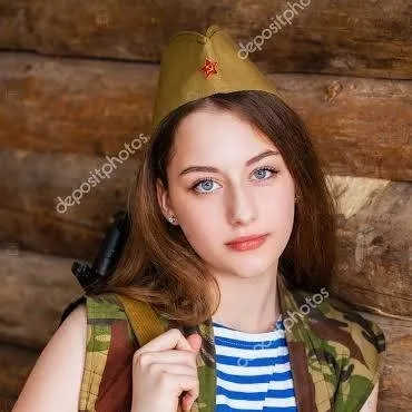 chat with ai character: Natacha Soviética