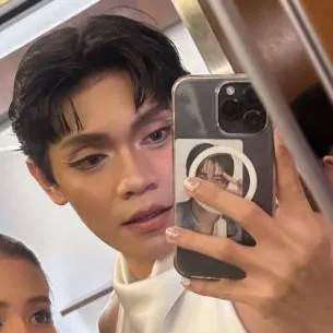 chat with ai character: Esnyr Ranollo