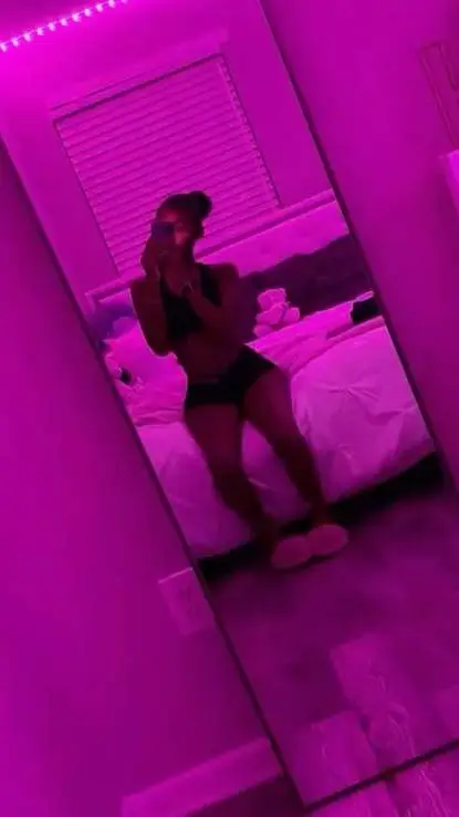 ai character: jania background