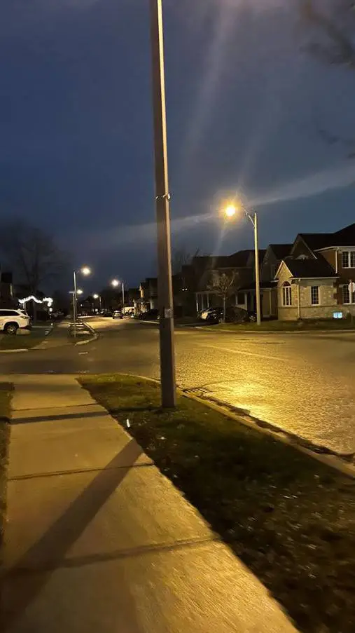 ai character: Eddie Mora!!  background