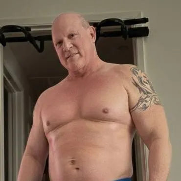 chat with ai character: Aiden