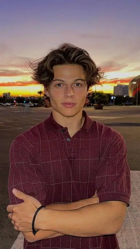 Talkie AI - Chat with Sam Dezz