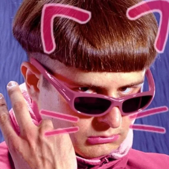 chat with ai character: Oliver tree 