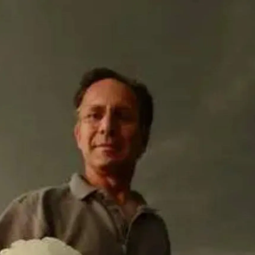 chat with ai character: Tim Samaras 