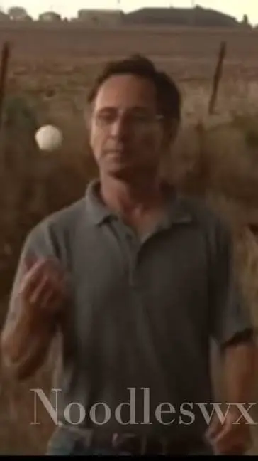 ai character: |~Tim Samaras~| background