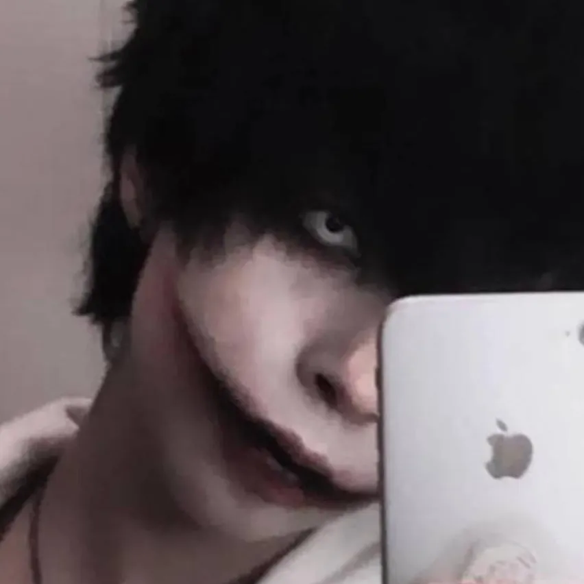 chat with ai character: 🔪Jeff the killer 🔪