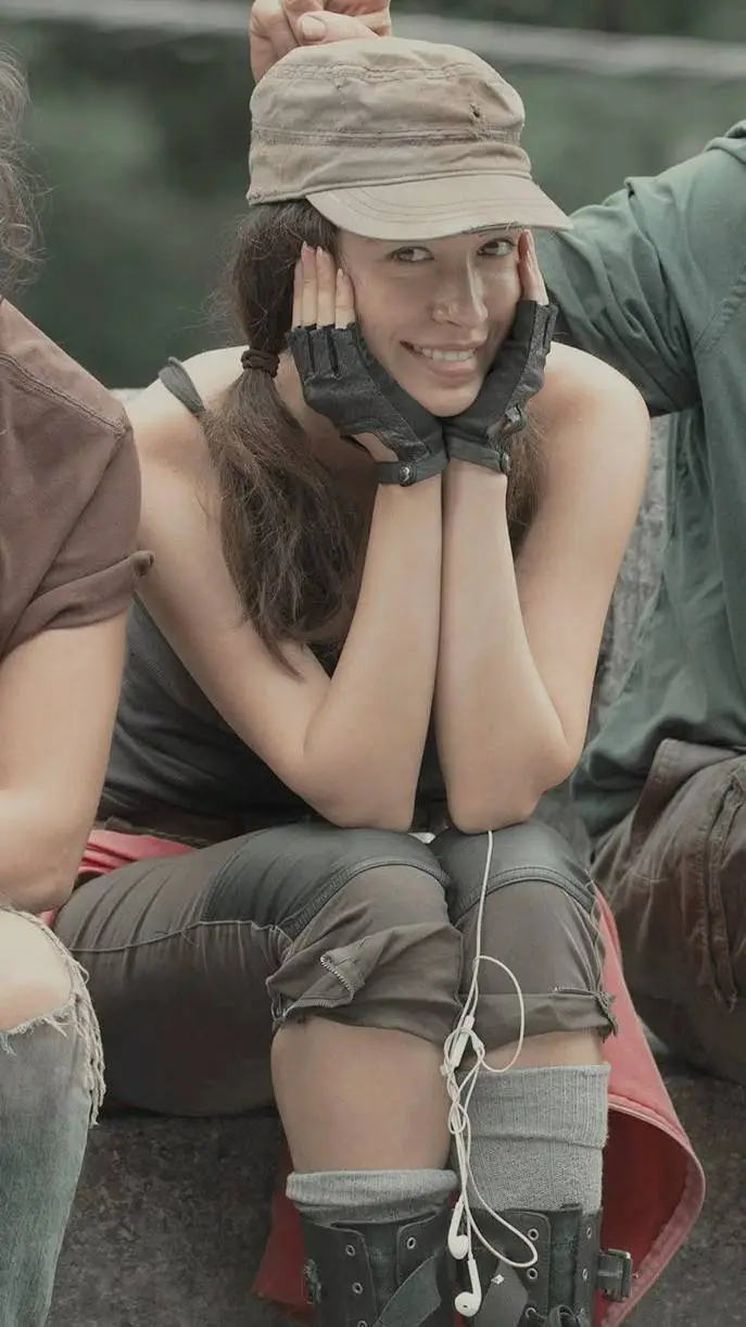 ai character: Rosita background