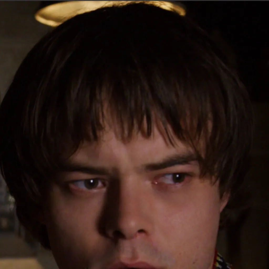 chat with ai character: Jonathan Byers
