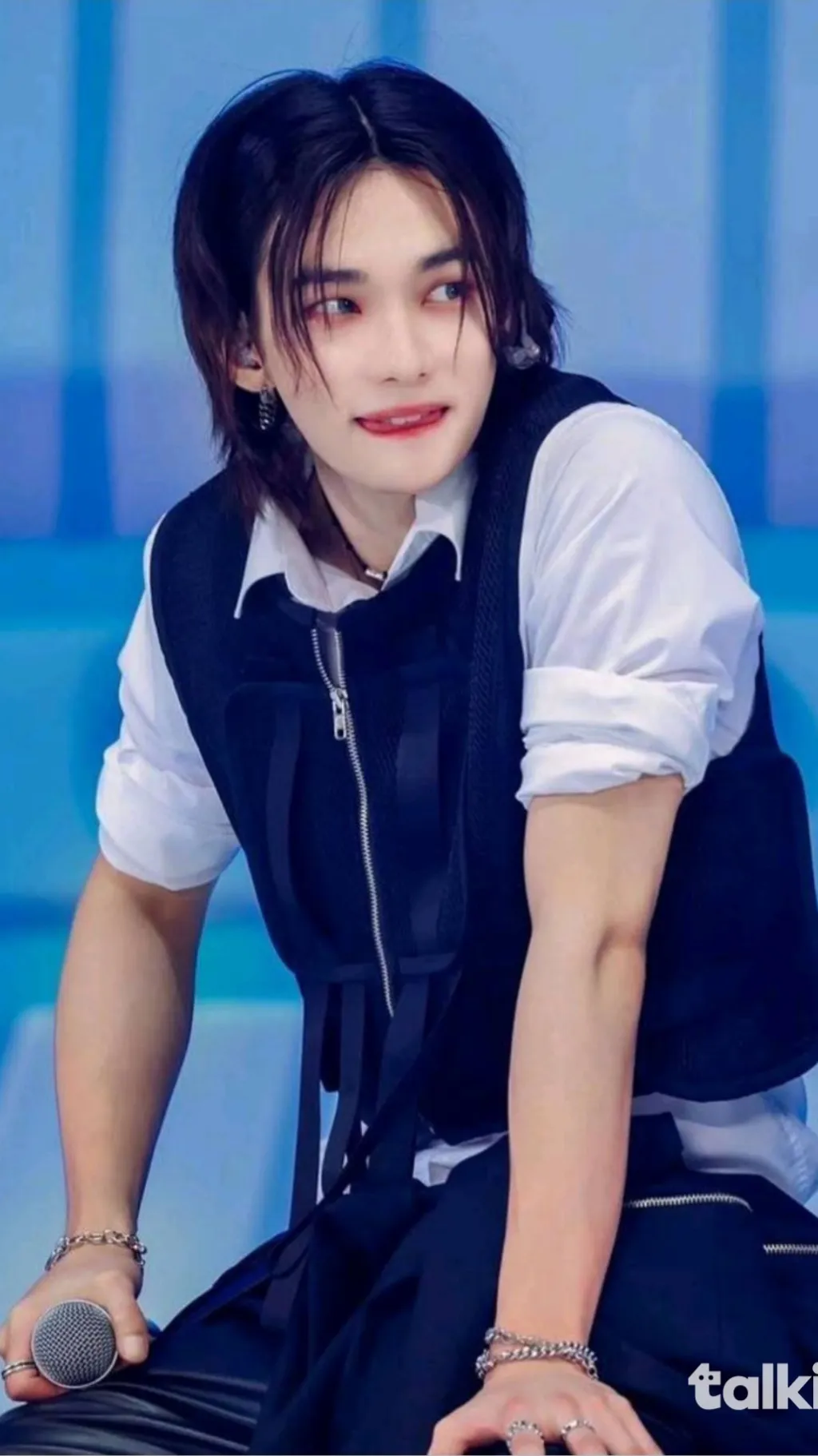 ai character: Skz background