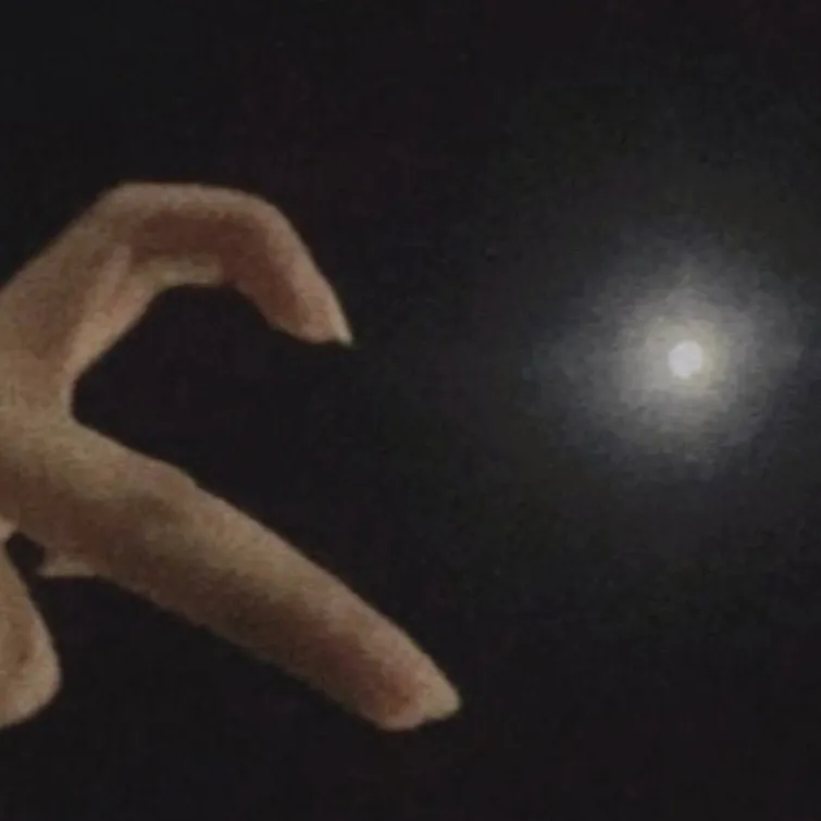 chat with ai character: ur friend