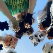 chat with ai character: Therian pickme