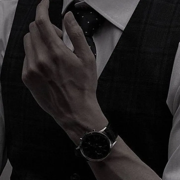 chat with ai character: Alfred 