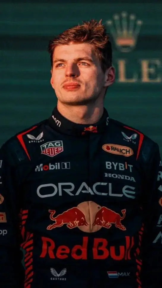 ai character: Max verstappen  background